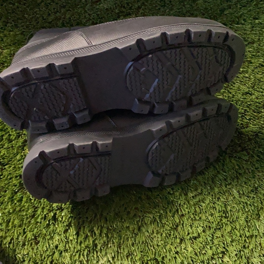 Men’s black winter snow boots - Picture 2 of 3